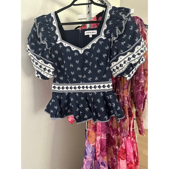 Hunter Bell Blayne Top- Blue Ditsy Floral US 6 - Picture 5 of 8